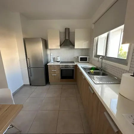 Two Bedrooms With Private Balcony * Nikósie