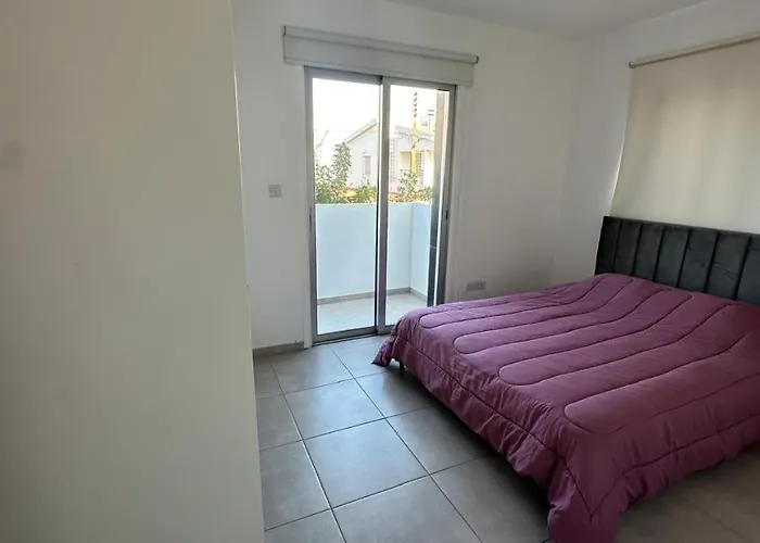 Two Bedrooms With Private Balcony Apartmán Nikósie