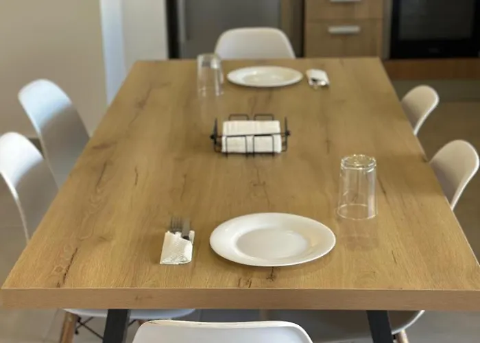 דירה Two Bedrooms With Private Balcony ניקוסיה