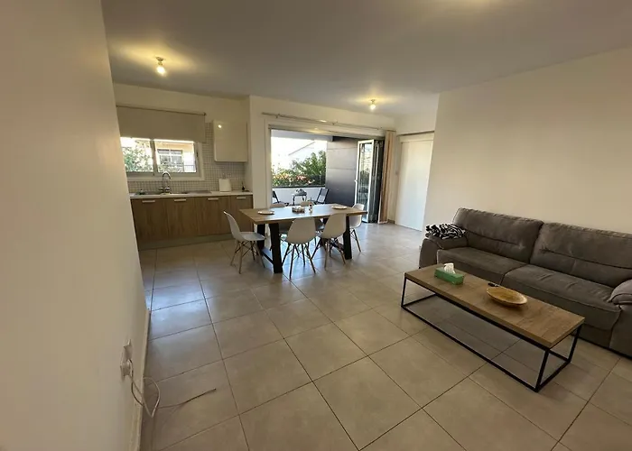 Two Bedrooms With Private Balcony Apartman