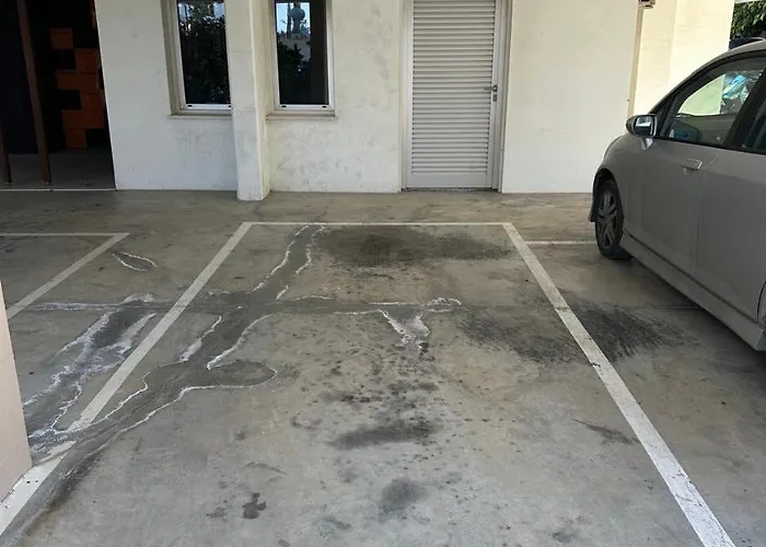 דירה Two Bedrooms With Private Balcony